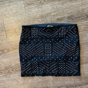 Express skirt size M
